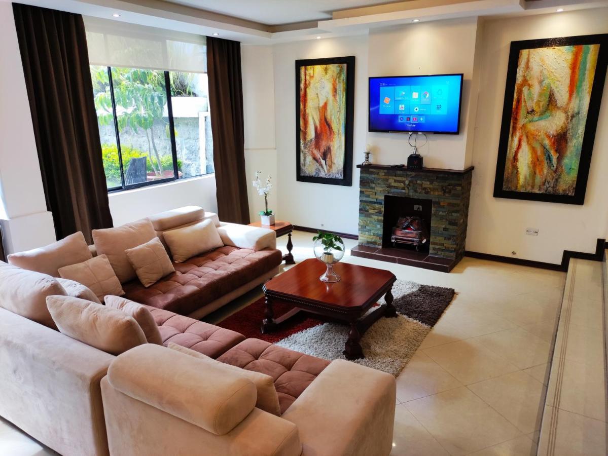 Hospedaje En Quito Norte, Apartamento & Suite Independientes Екстериор снимка