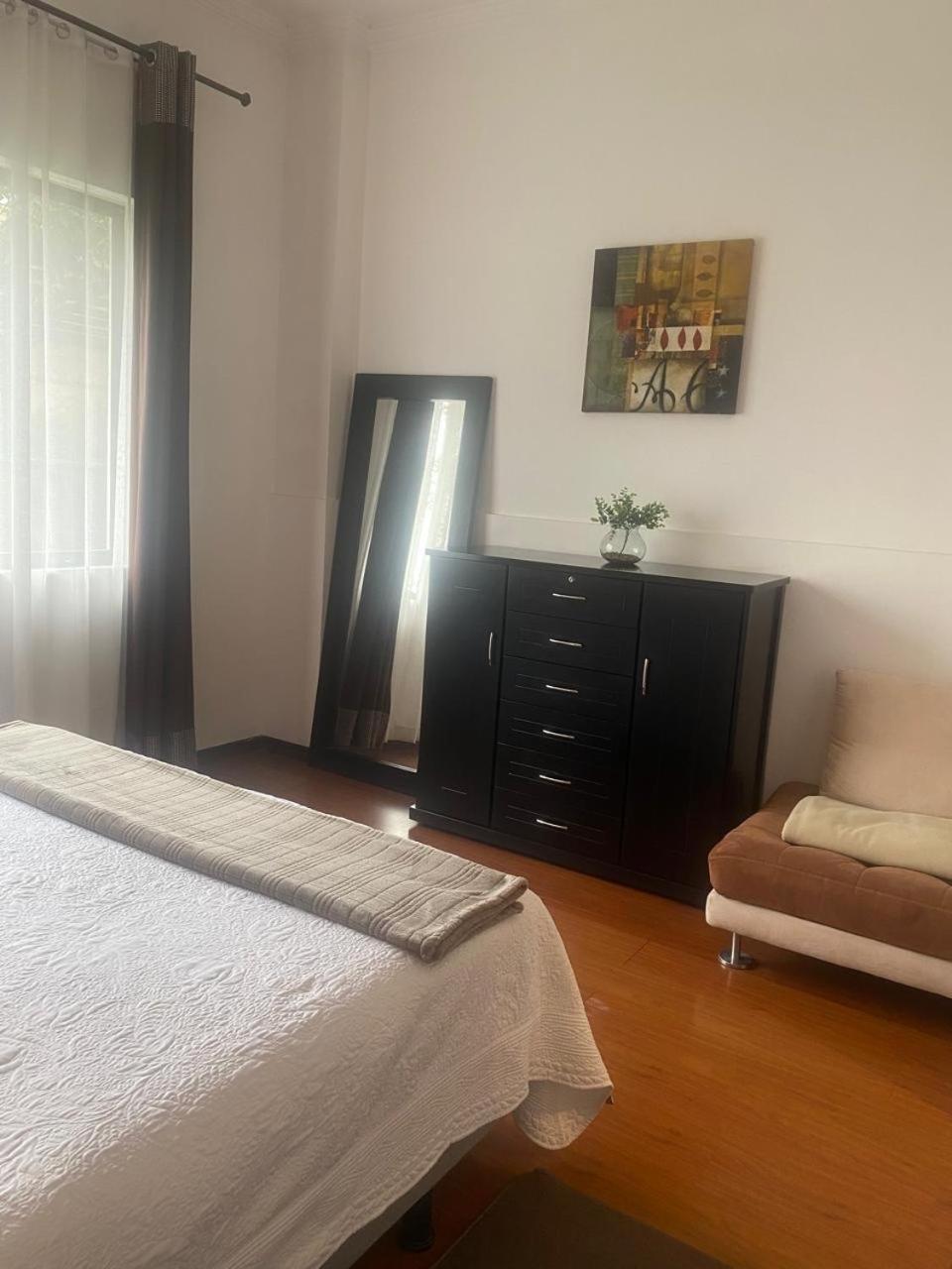 Hospedaje En Quito Norte, Apartamento & Suite Independientes Екстериор снимка